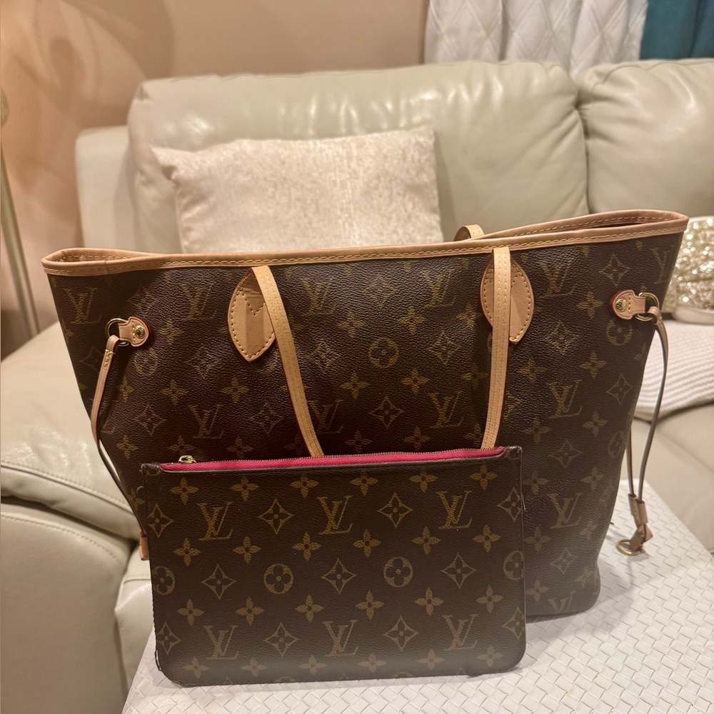 Louis Vuitton Brown Monogram Tote Bag MM